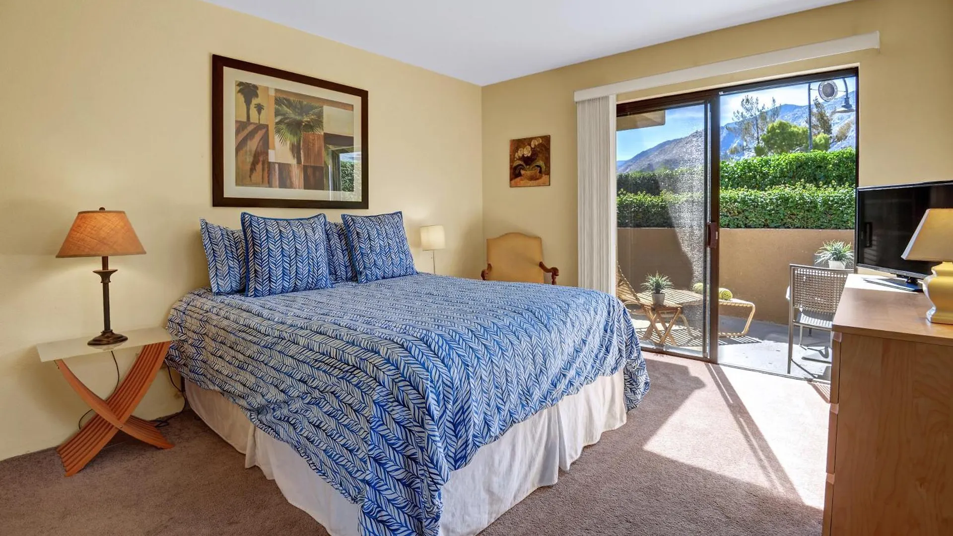 2Br Plaza Villas Bungalow Deluxe By Oranj Palm Palm Springs