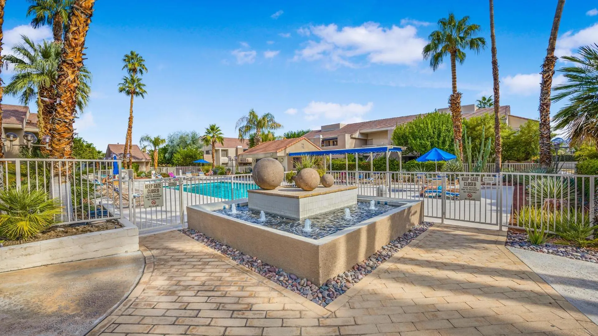 2Br Plaza Villas Bungalow Deluxe By Oranj Palm Palm Springs 0*,